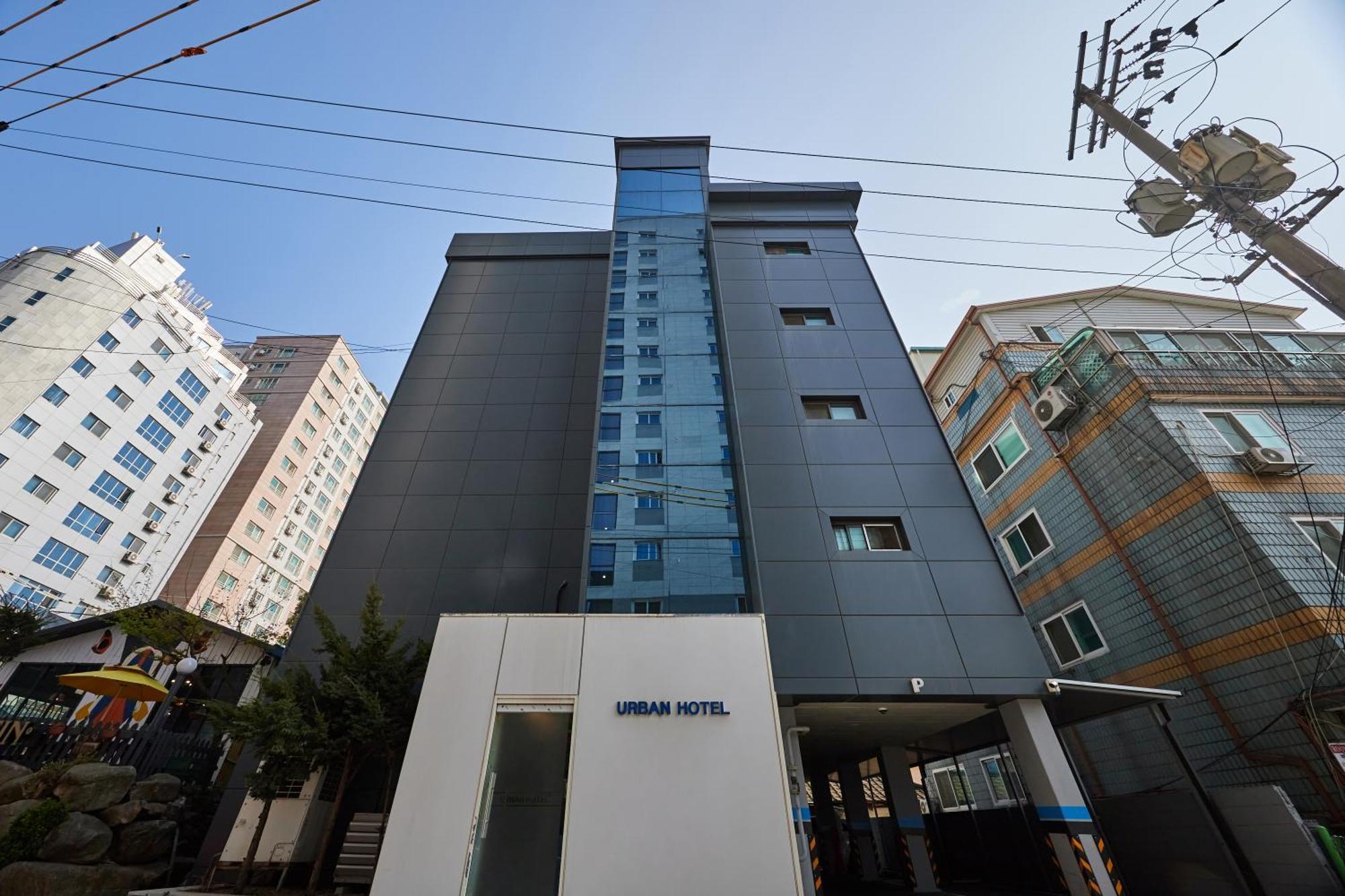 Urban Hotel Pyeongtaek Bagian luar foto